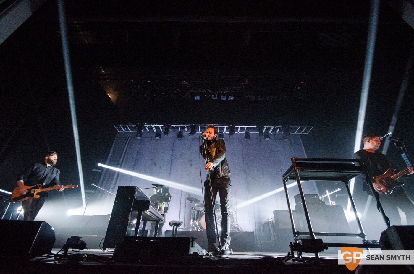 editors-at-the-olympia-theatre-by-sean-smyth-10-10-15-24-of-28_22090440605_o